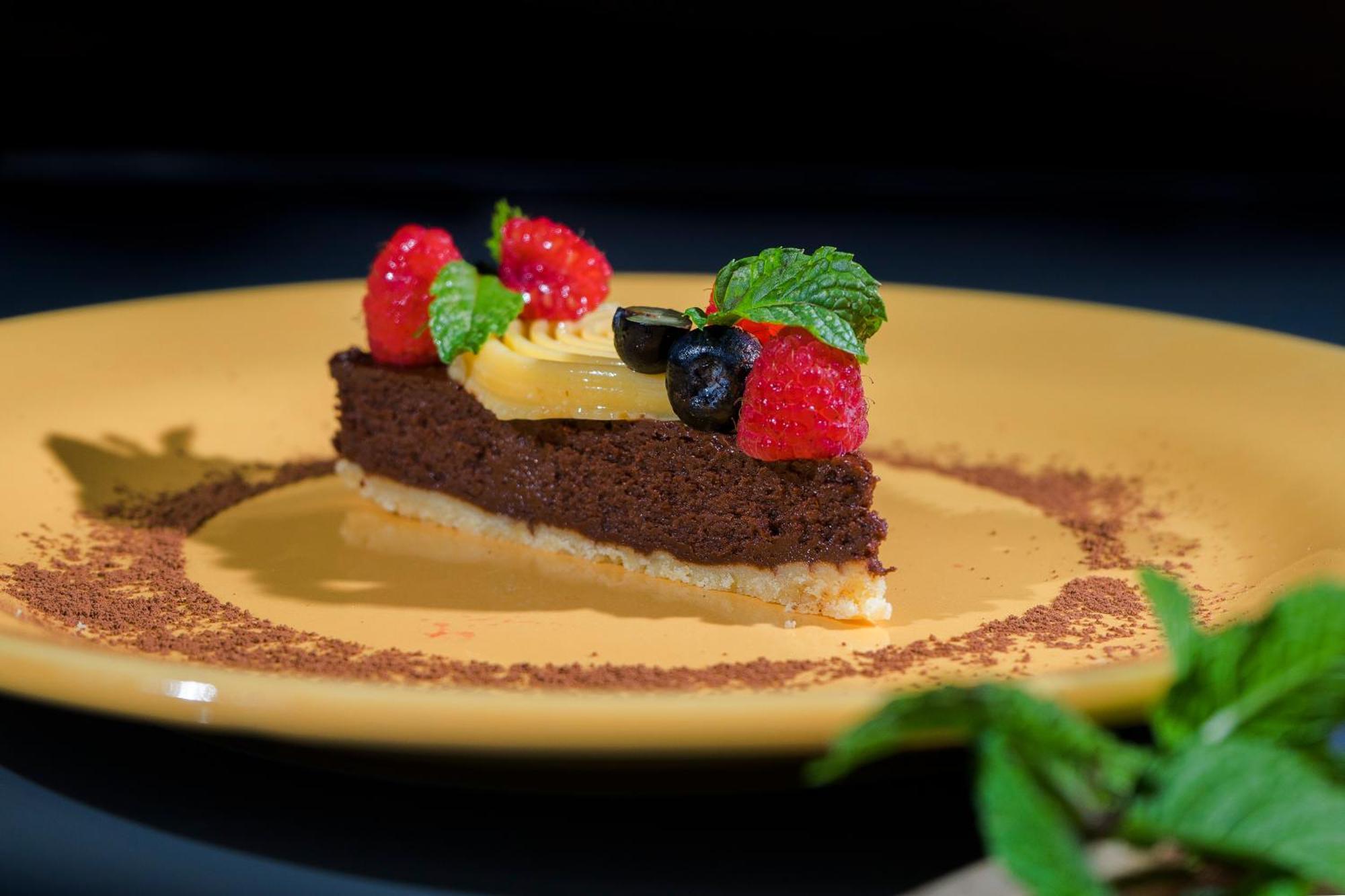 Hotel Makaaba Eco-Boutique บากาลาร์ ภายนอก รูปภาพ A chocolate tart