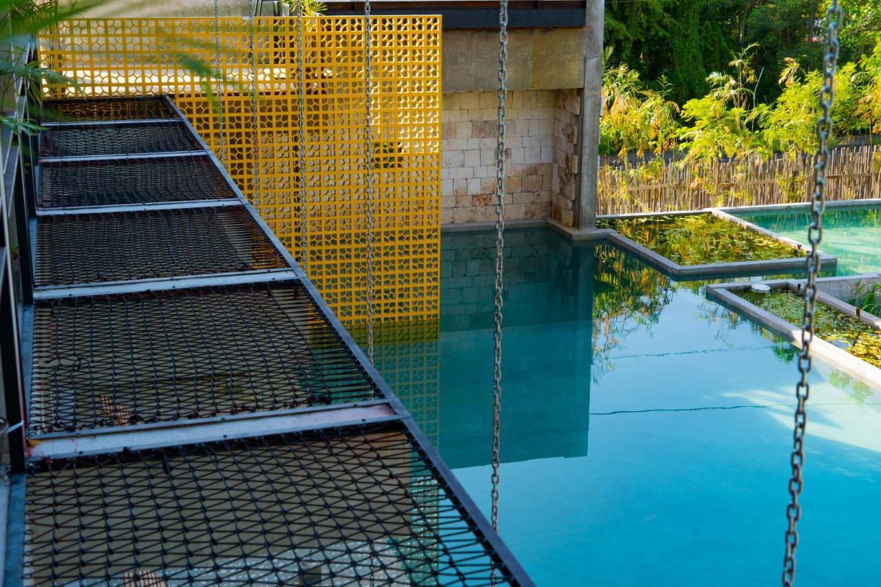 Hotel Makaaba Eco-Boutique บากาลาร์ ภายนอก รูปภาพ The water gate